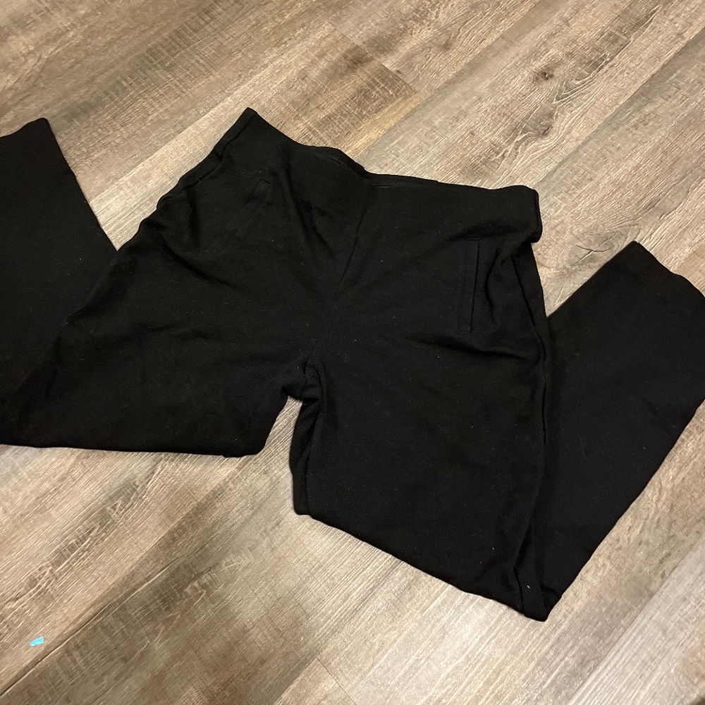 Chico black stretchy anckle pants